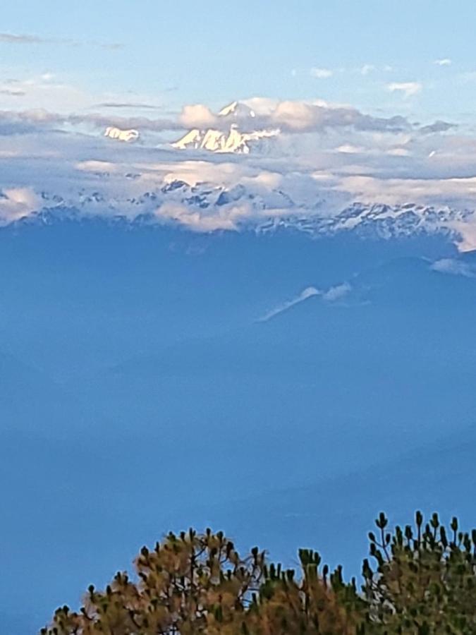 Naldum Village Resort By The Edge Nagarkot Eksteriør bilde